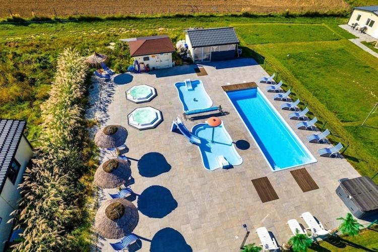 Holiday Resort, Устроне-Морське Екстер'єр фото